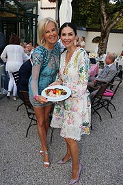 Designerin Astrid S&ouml;ll, Fashion Bloggerin Jeannette Graf beim "La Dolce Vita" - Toskanisches Grillfest 2019 @ Gr&uuml;nwalder Einkehr am 18.07.2019 (&copy;Foto. Martin Schmitz)